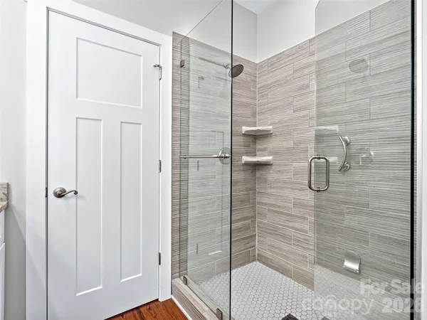 $395,000 | 237 Leyland Circle, Hendersonville, NC 28792