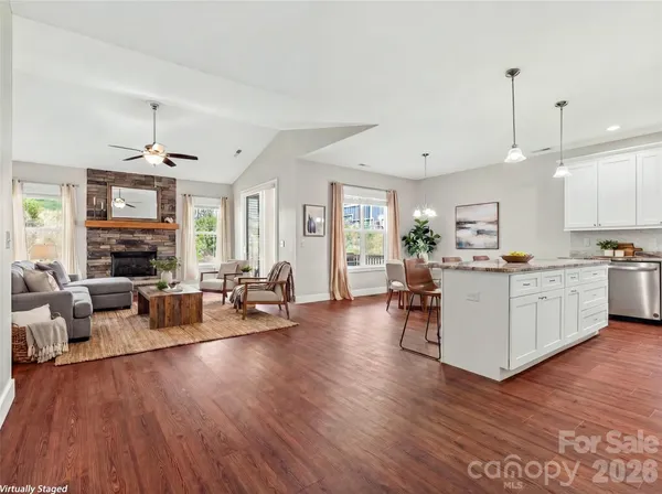 $395,000 | 237 Leyland Circle, Hendersonville, NC 28792
