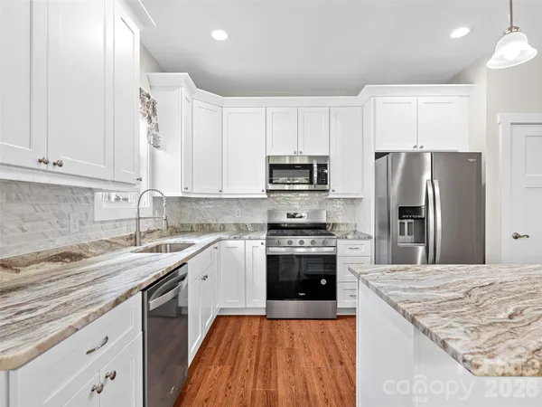 $395,000 | 237 Leyland Circle, Hendersonville, NC 28792