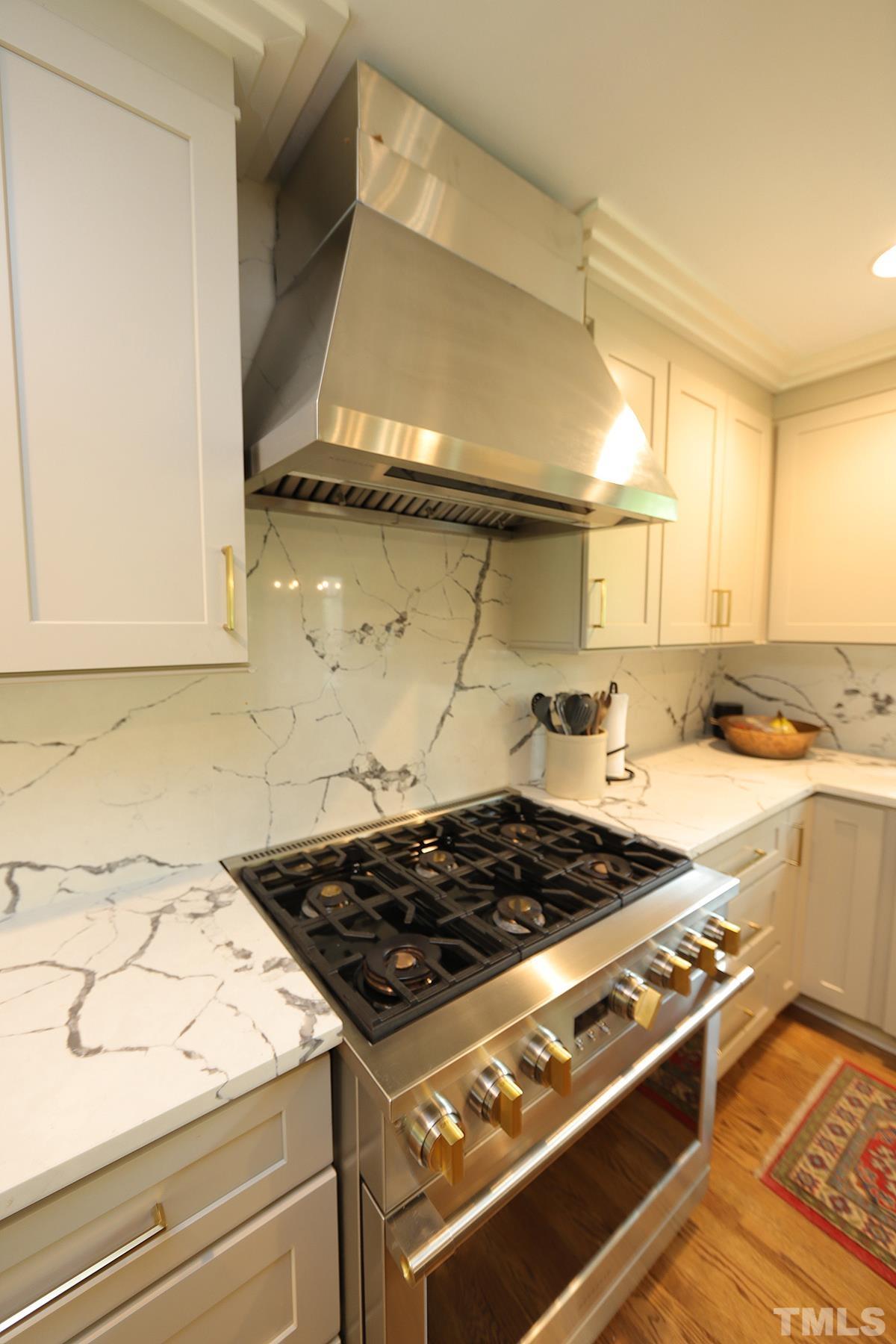 4205 Webster Court Raleigh, NC 27609 - Photo 13 of 28