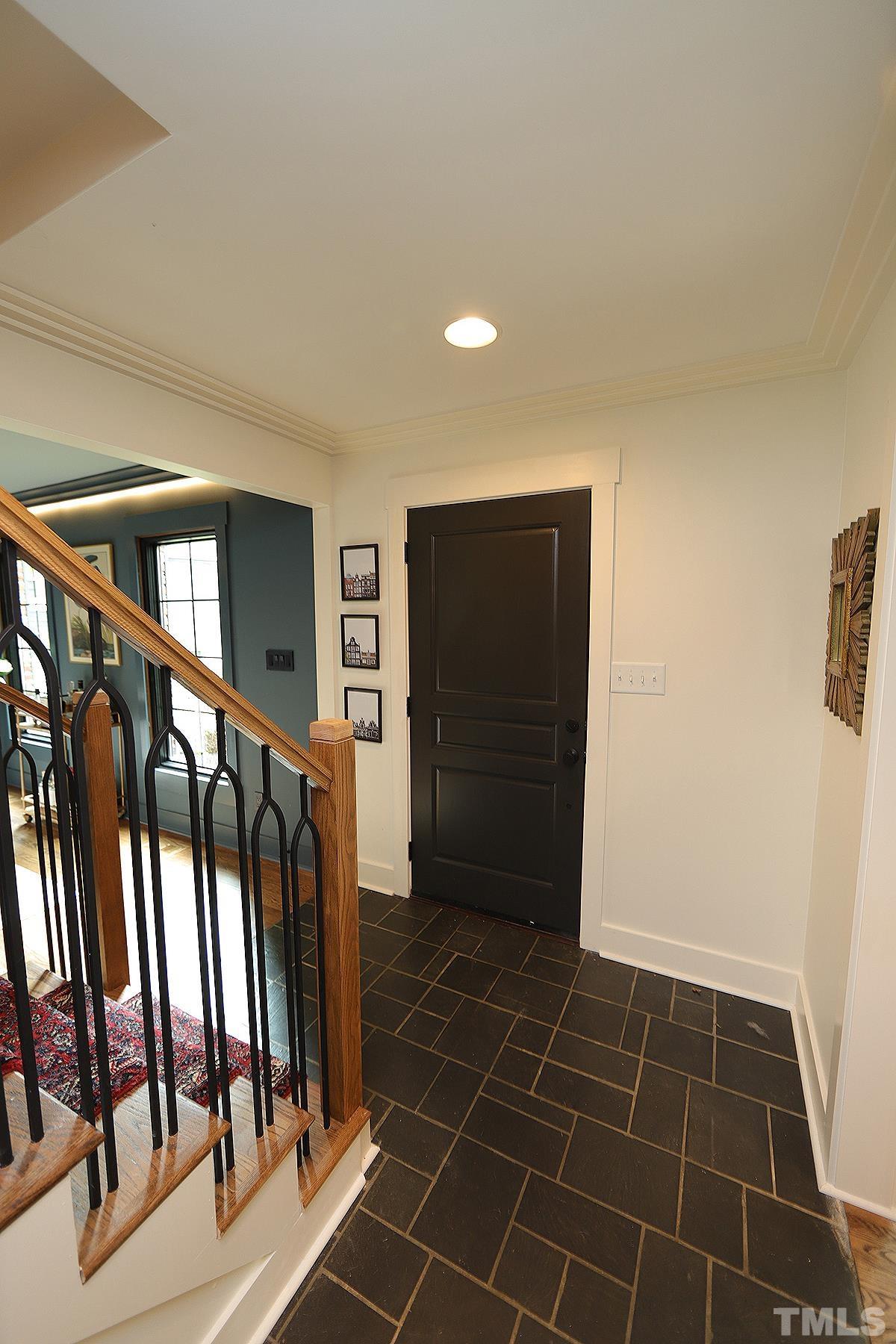 4205 Webster Court Raleigh, NC 27609 - Photo 4 of 28