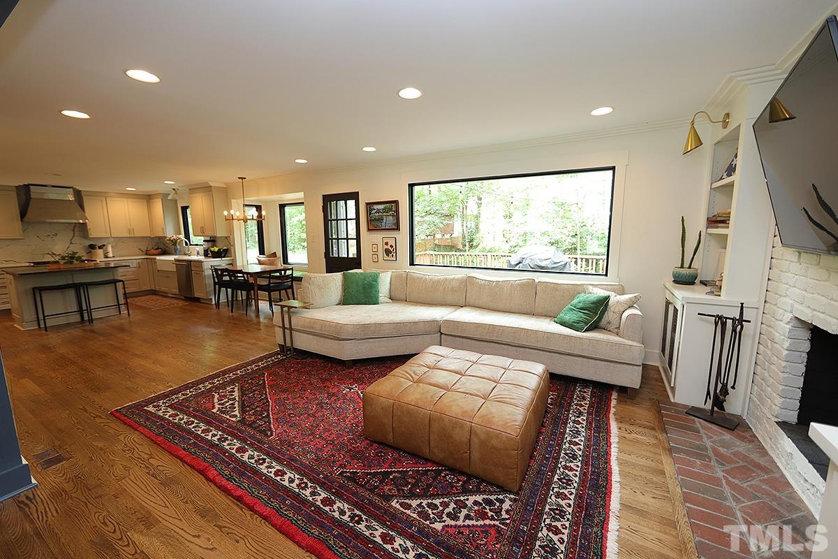 4205 Webster Court Raleigh, NC 27609 - Photo 9 of 28