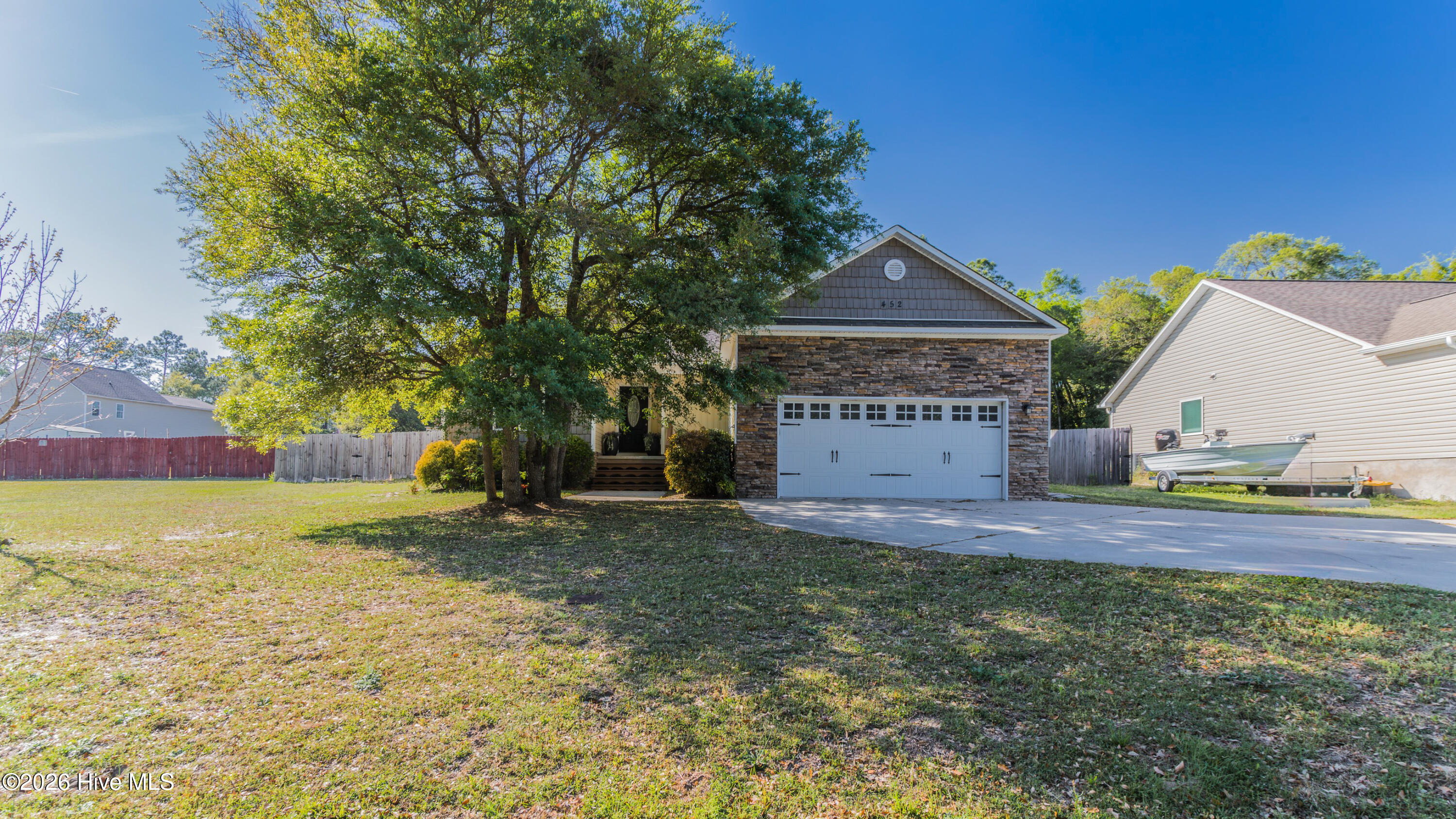 452 Hardison Road Holly Ridge, NC 28445 - Photo 2 of 48