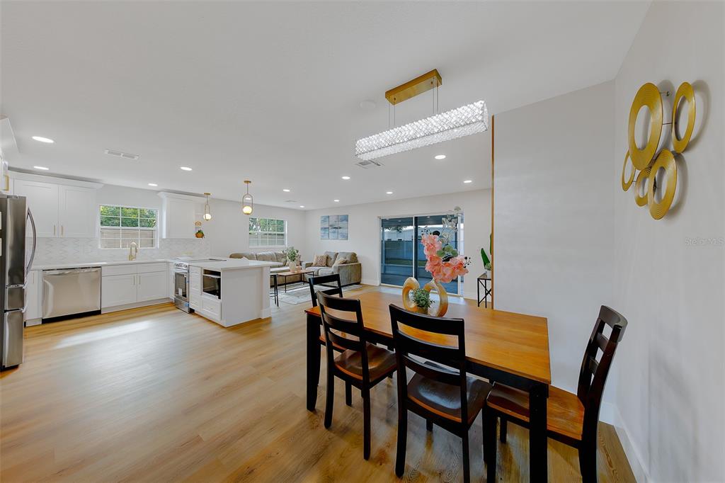 3426 7th Avenue Southeast Largo, FL 33771 - Photo 16 of 52