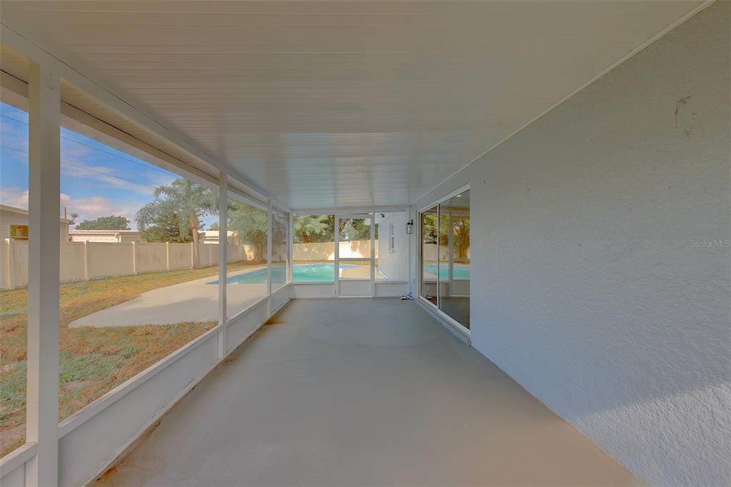 3426 7th Avenue Southeast Largo, FL 33771 - Photo 37 of 52