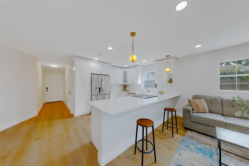 3426 7th Avenue Southeast Largo, FL 33771 - Photo 9 of 52