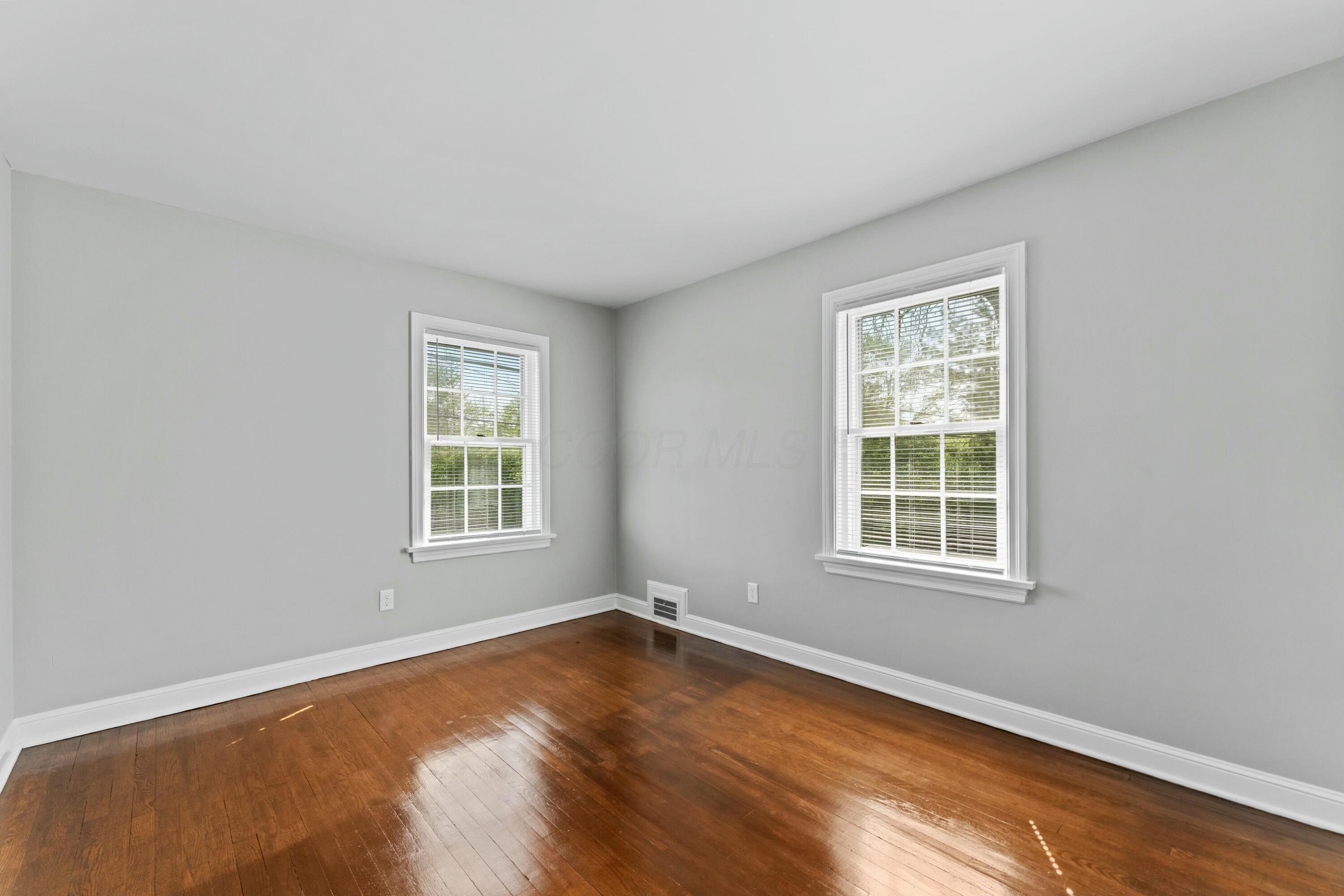 2597 York Road Upper Arlington, OH 43221 - Photo 35 of 71 Bedroom 2