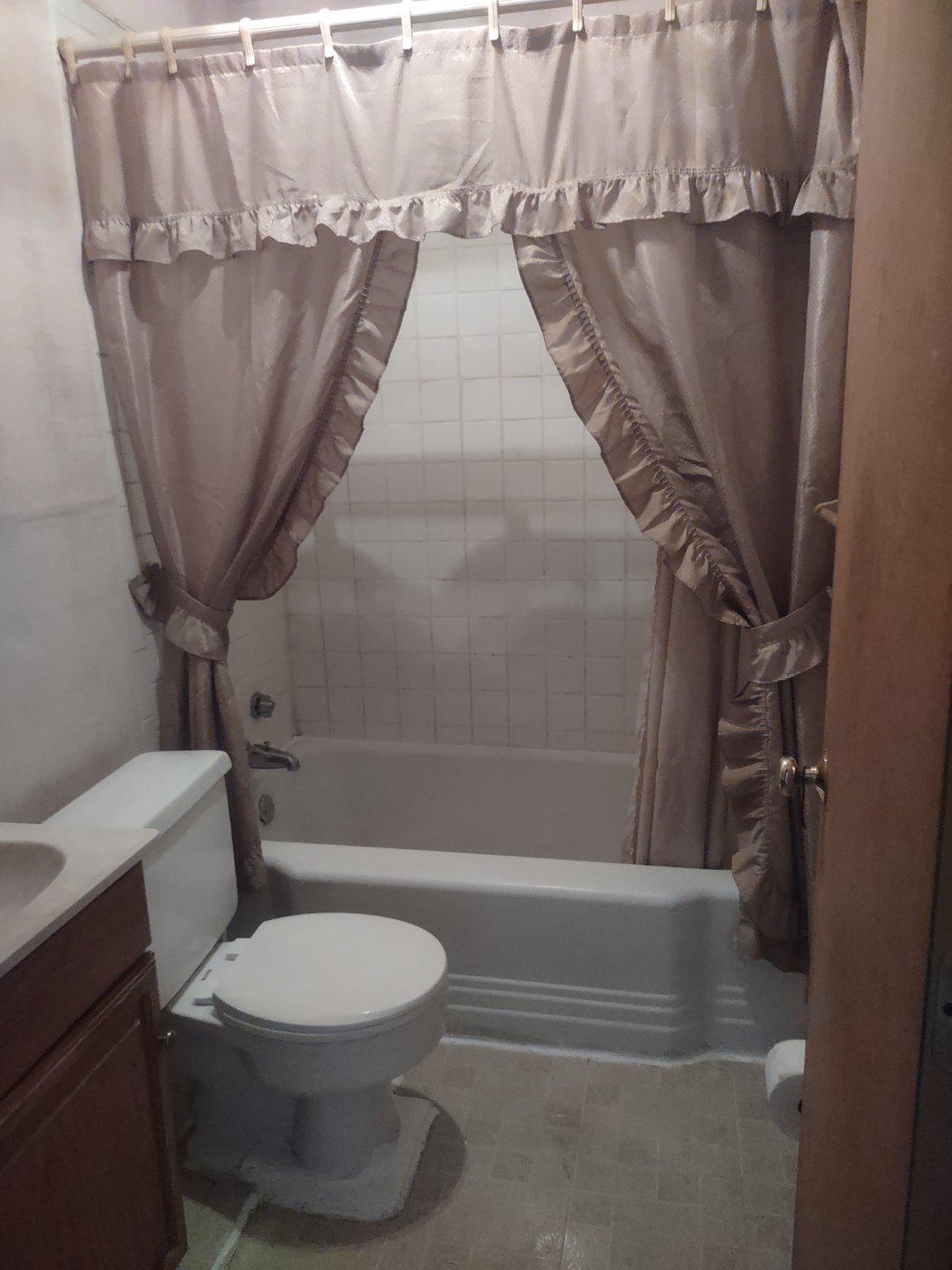 15 Riverside Road Baltimore, MD 21221 - Photo 4 of 6 bathroom