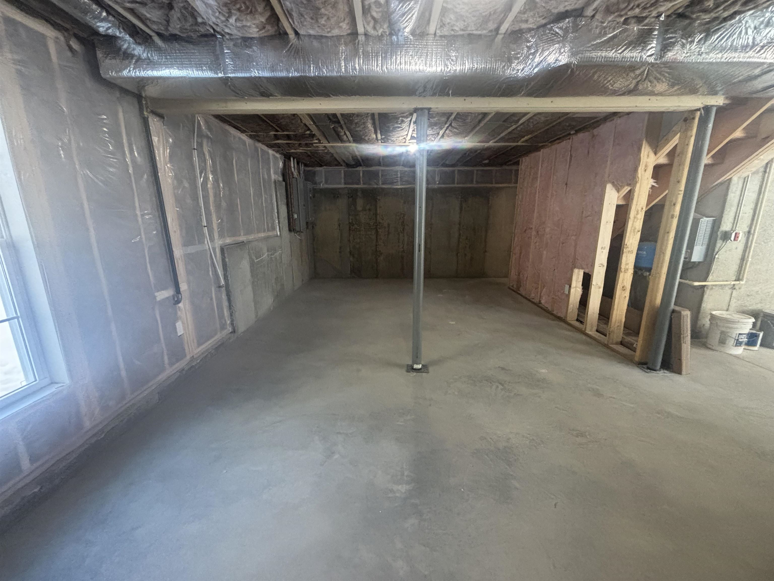 12 Meindl Road, Unit 2 Raymond, NH 03077 - Photo 21 of 24