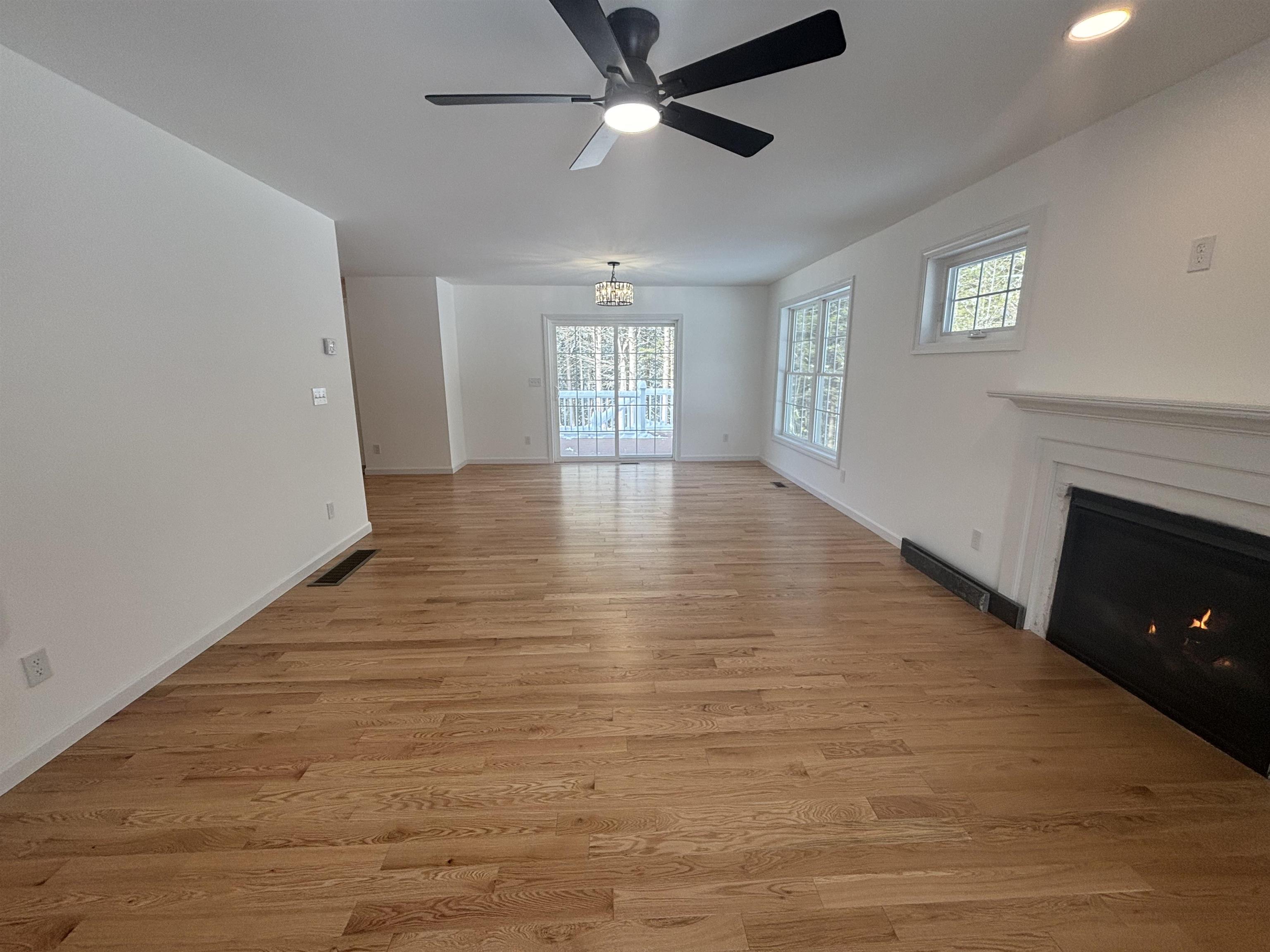 12 Meindl Road, Unit 2 Raymond, NH 03077 - Photo 9 of 24