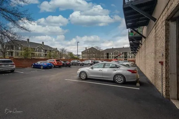 $1,795 | 648 Riverside Drive, Unit 319, Memphis, TN 38103