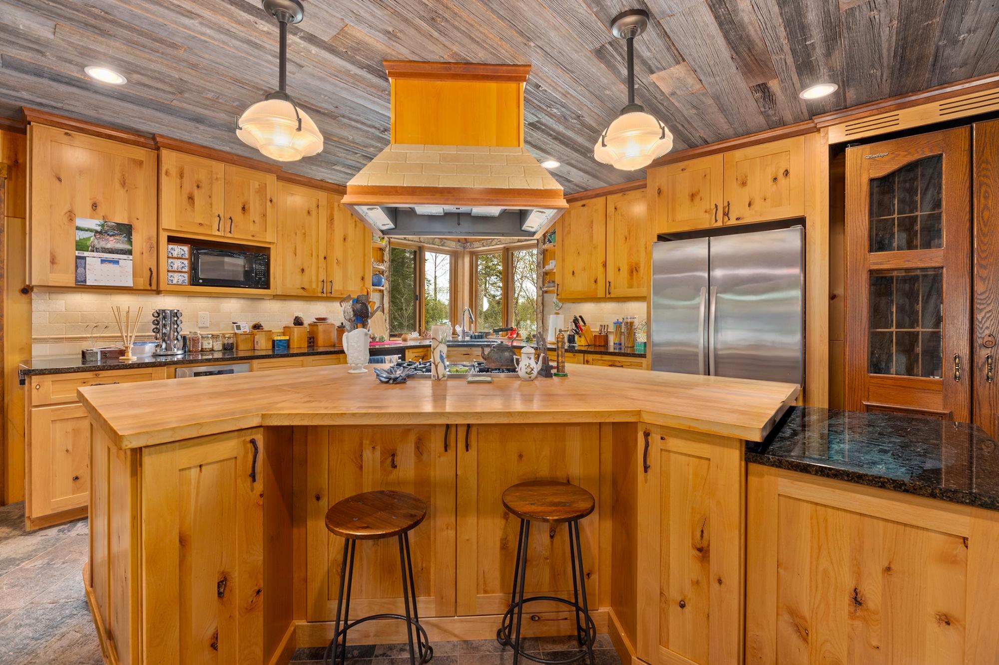 N2862 Forest Road Watersmeet, MI 49969 - Photo 5 of 81 Gallery Image 5