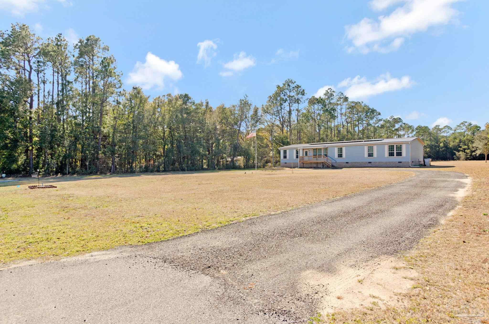 4955 Blue Ribbon Drive Milton, FL 32583 - Photo 3 of 45