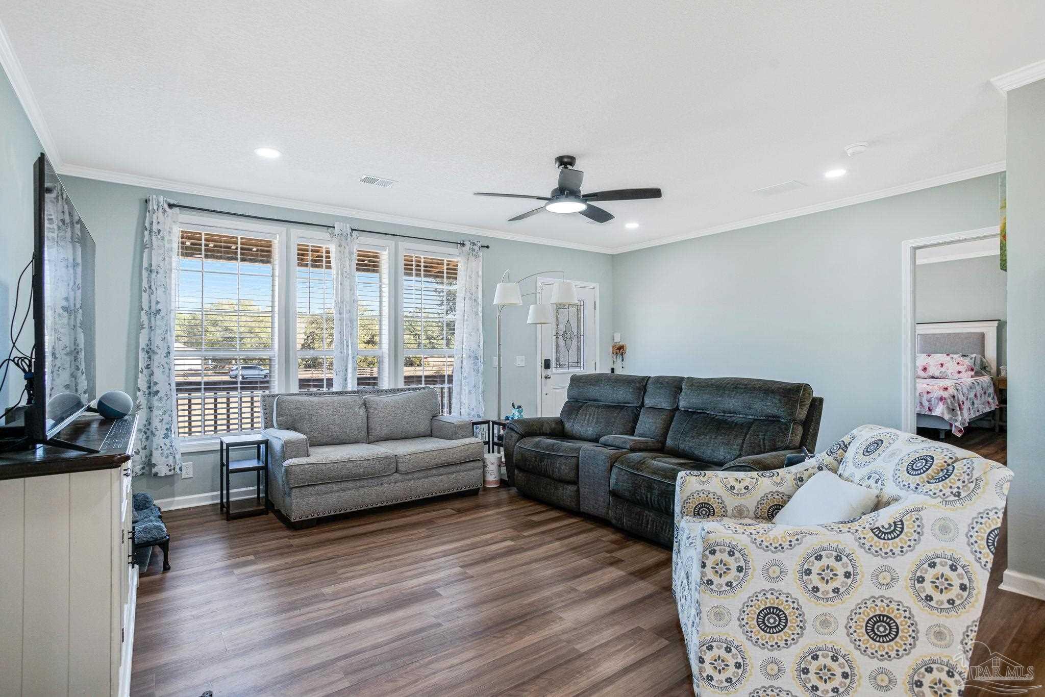 4955 Blue Ribbon Drive Milton, FL 32583 - Photo 6 of 45