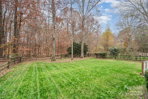 view of a houses with a yard