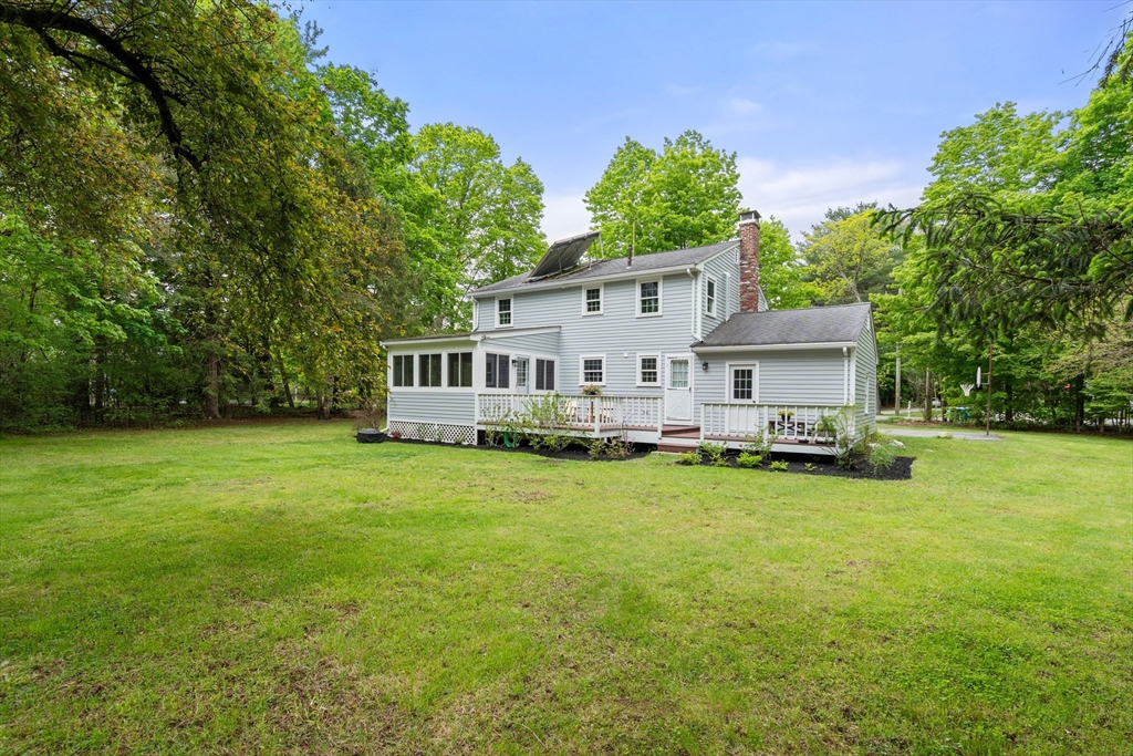 204 Haynes Road Sudbury, MA 01776 - Photo 2 of 36