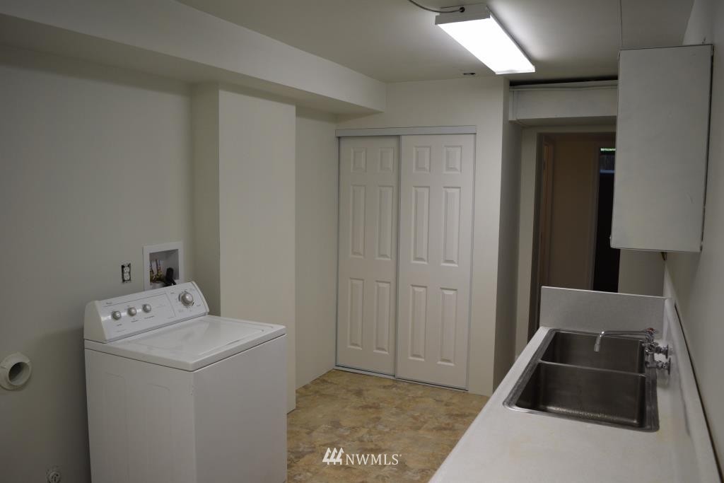 23605 7th Avenue West Bothell, WA 98021 - Photo 23 of 25