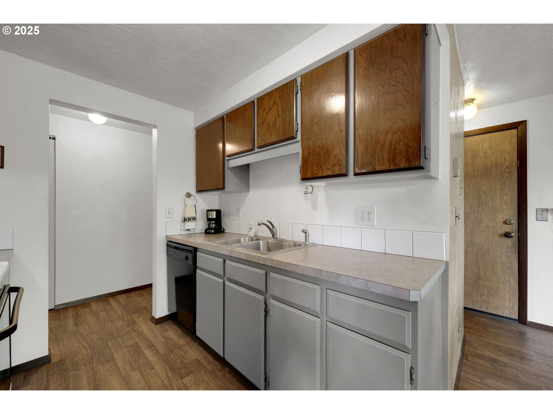 710 Janus Street Springfield, OR 97477 - Photo 11 of 41 Gallery Image 11