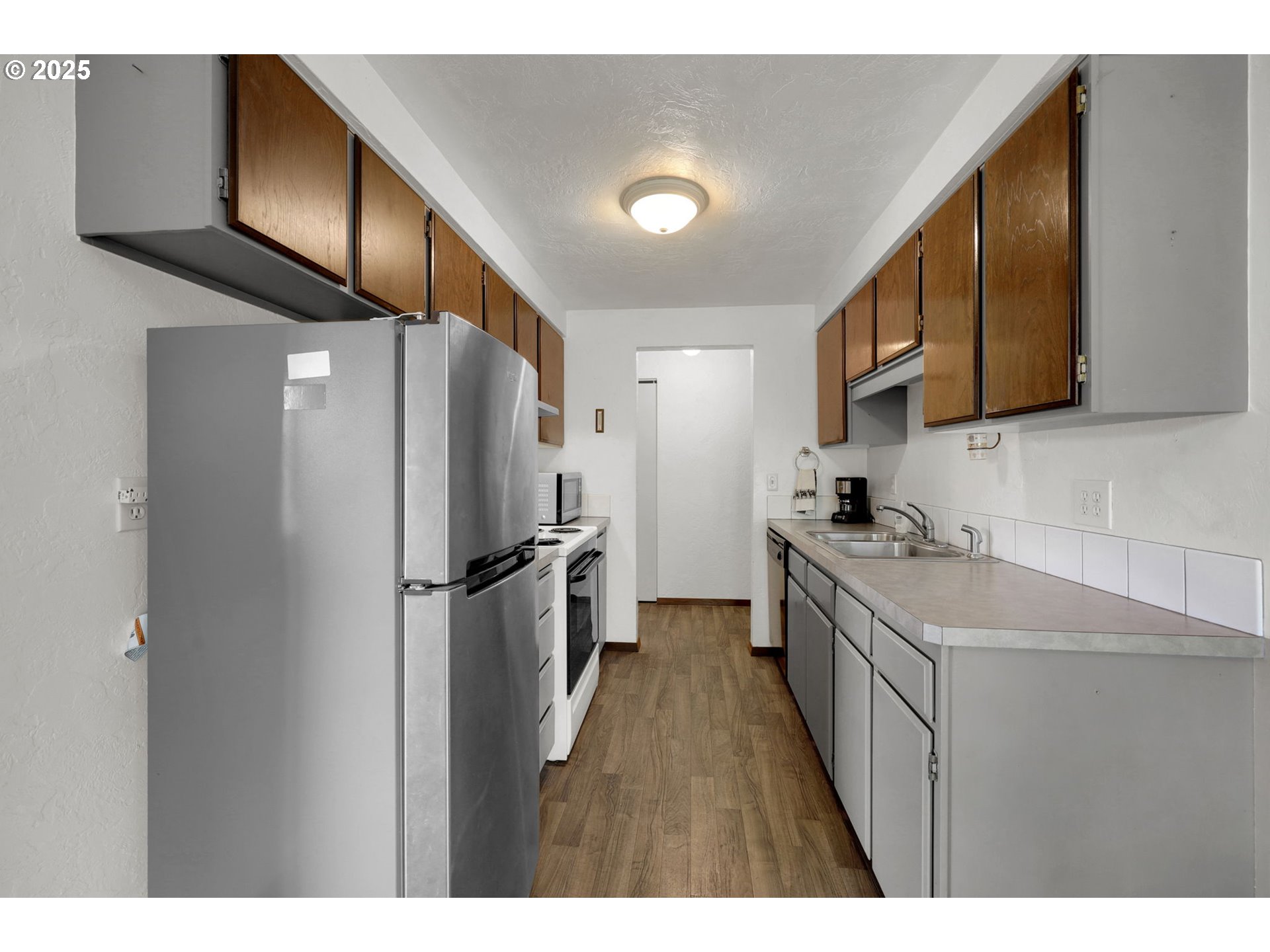 710 Janus Street Springfield, OR 97477 - Photo 10 of 41 Gallery Image 10