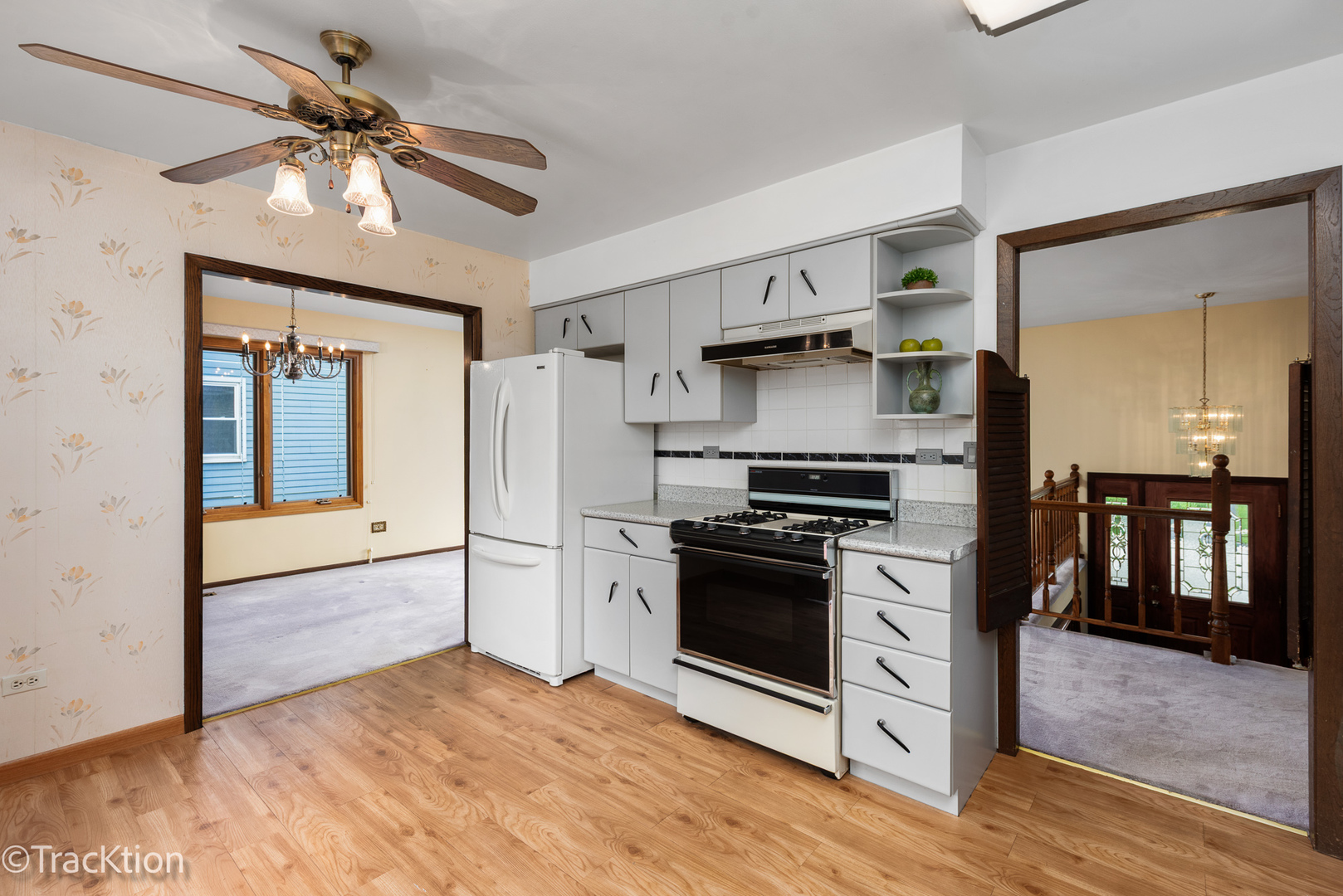 566 Cambridge Way Bolingbrook, IL 60440 - Photo 5 of 21