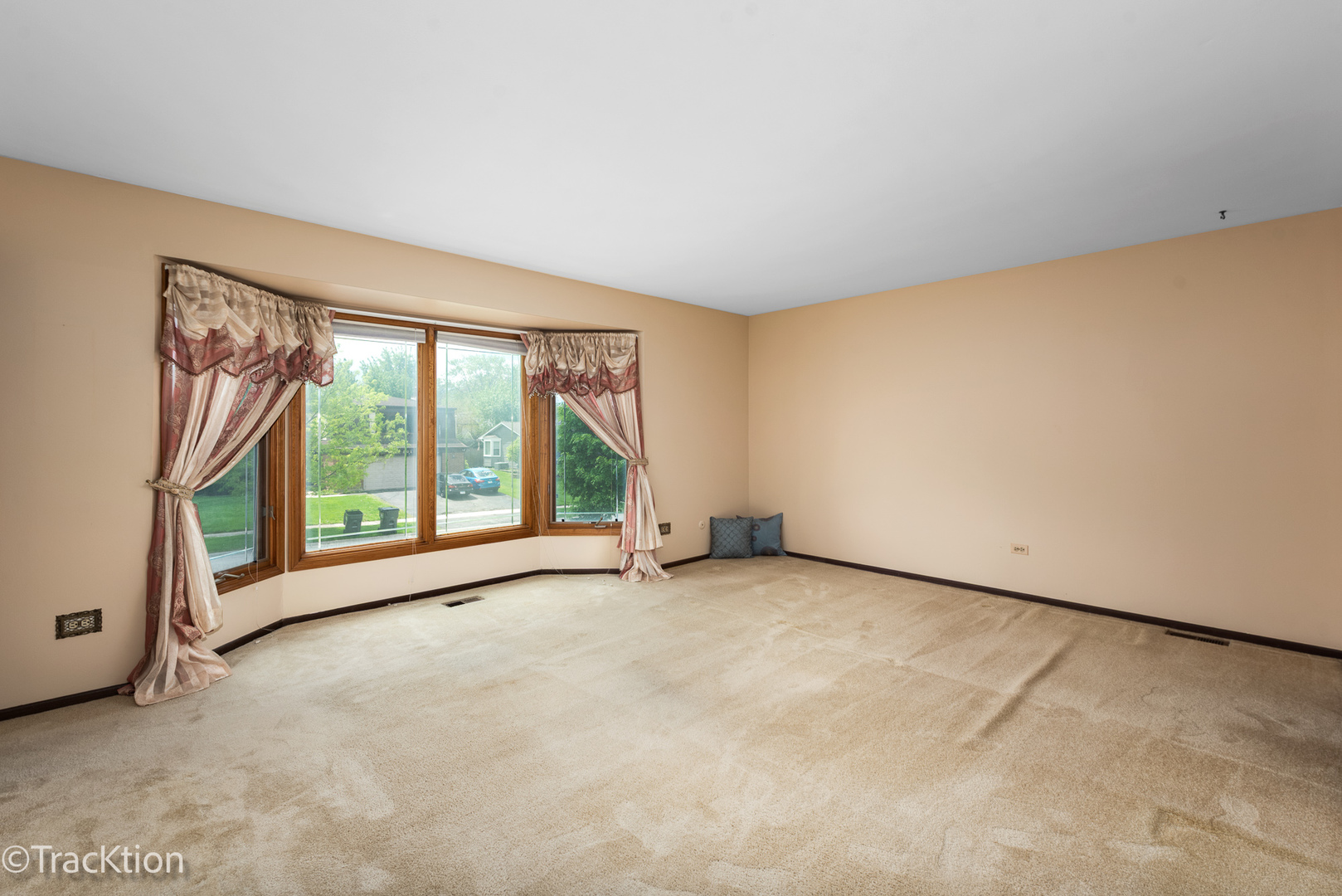 566 Cambridge Way Bolingbrook, IL 60440 - Photo 8 of 21