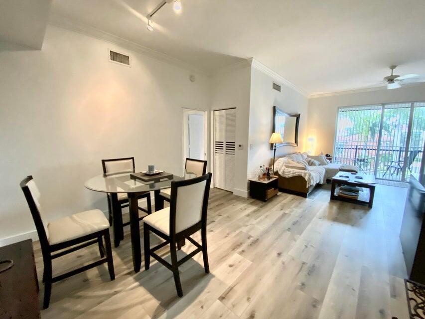 11790 St Andrews Place, Unit 304 Wellington, FL 33414 - Photo 3 of 20 20230308021552176245000000-o