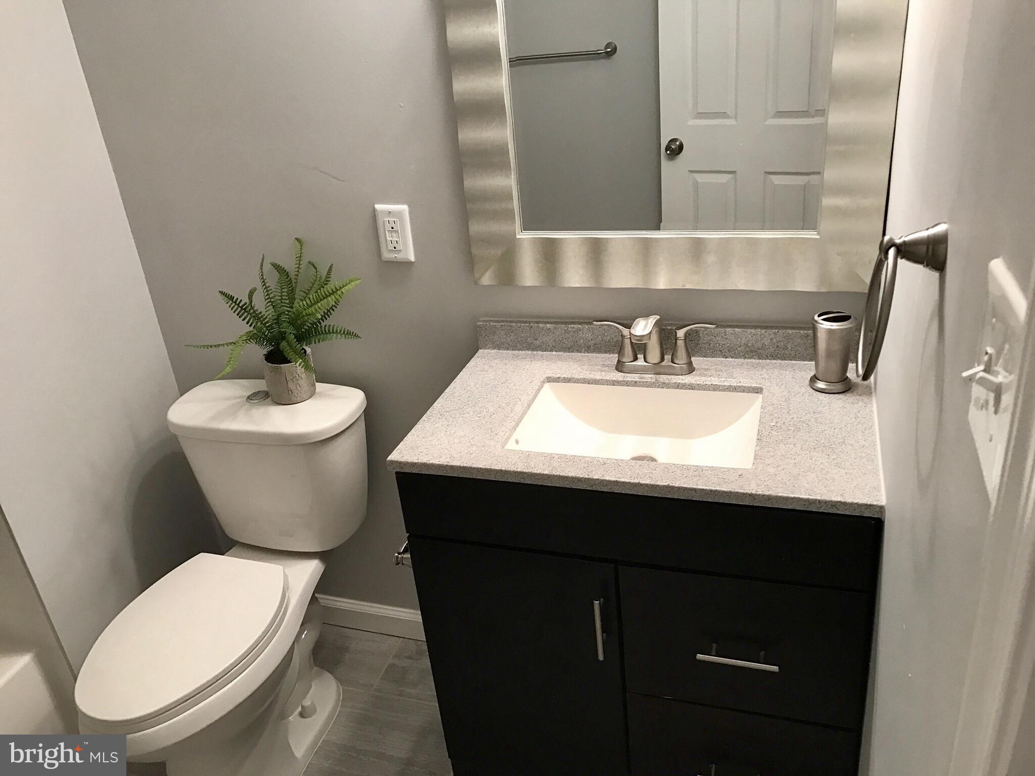 3625 Rosedale Road Baltimore, MD 21215 - Photo 7 of 12 Bath