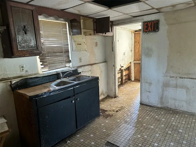 $650,000 | 733 Northwest 27th Avenue, Fort Lauderdale, FL 33311