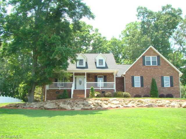 3723 Earnhardt Road Asheboro, NC 27205 - Photo 1 of 16 Exterior Front.