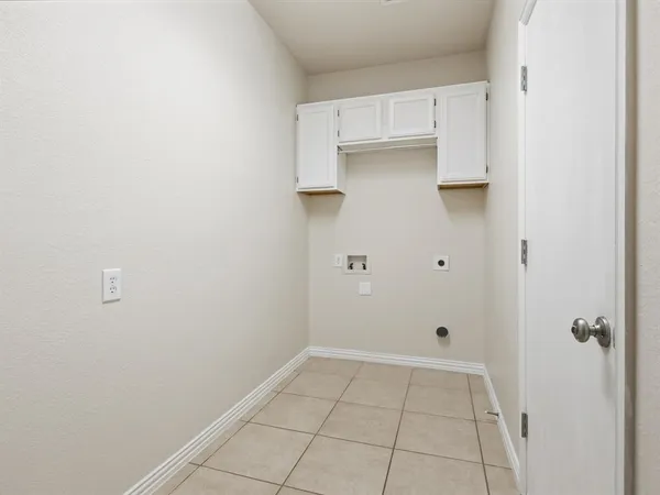 $435,000 | 217 Cox Drive, Fate, TX 75087