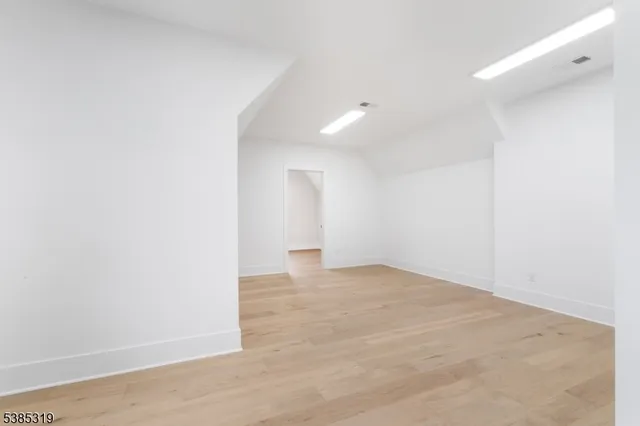 $2,595,000 | 3 Brookside Drive, Warren, NJ 07059