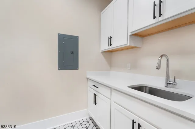 $2,595,000 | 3 Brookside Drive, Warren, NJ 07059