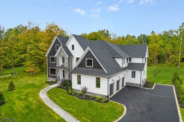 $2,595,000 | 3 Brookside Drive, Warren, NJ 07059