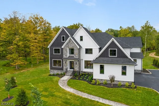 $2,595,000 | 3 Brookside Drive, Warren, NJ 07059