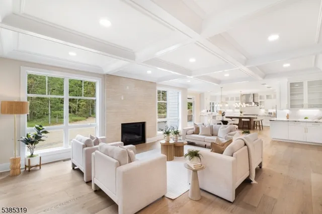 $2,595,000 | 3 Brookside Drive, Warren, NJ 07059
