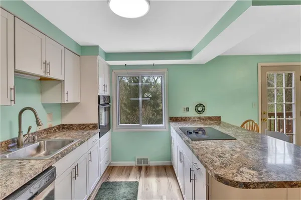 $275,000 | 1244 Harvest Drive, Monroeville, PA 15146