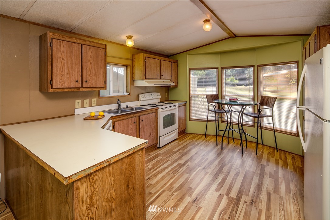 4831 Mission Road Bellingham, WA 98226 - Photo 8 of 27