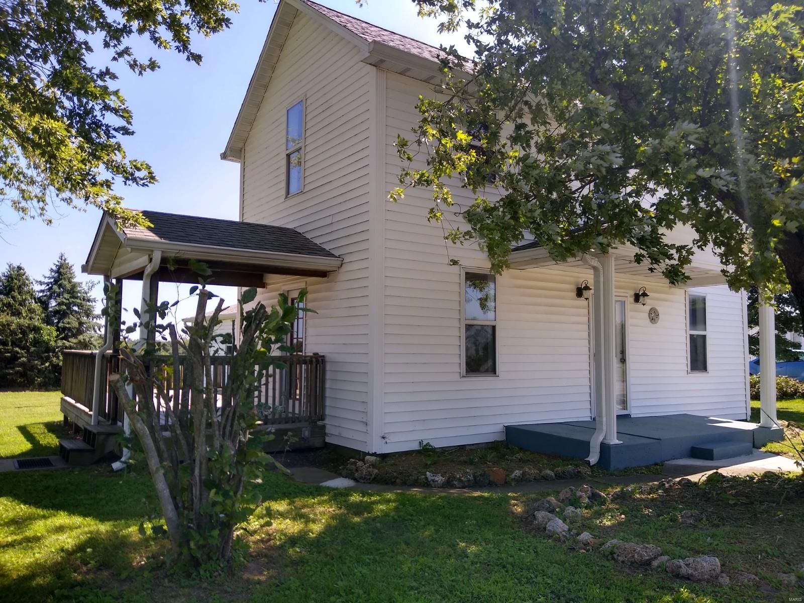 4450 Chester Road Chester, IL 62233 - Photo 2 of 34