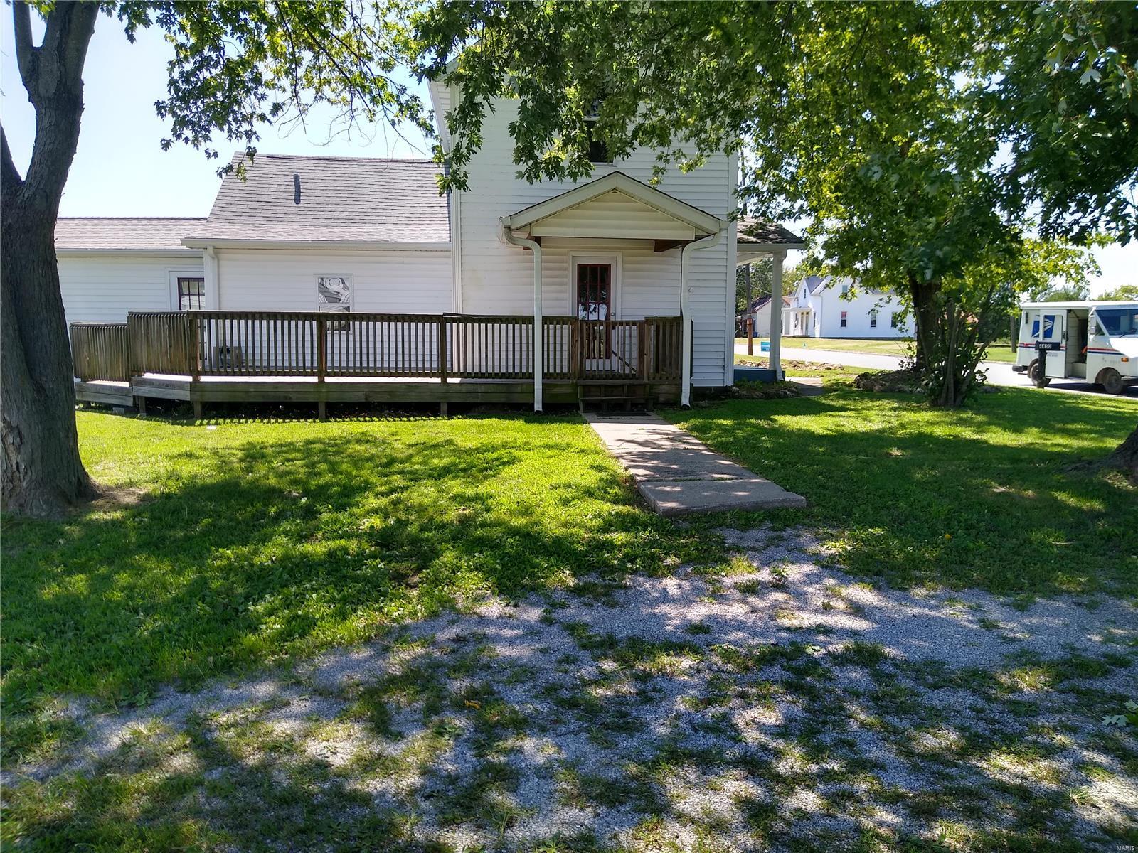 4450 Chester Road Chester, IL 62233 - Photo 5 of 34