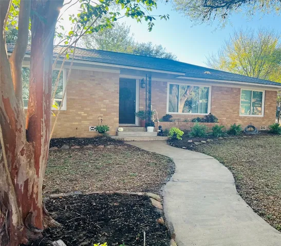 $329,000 | 355 North Monroe Street, La Grange, TX 78945