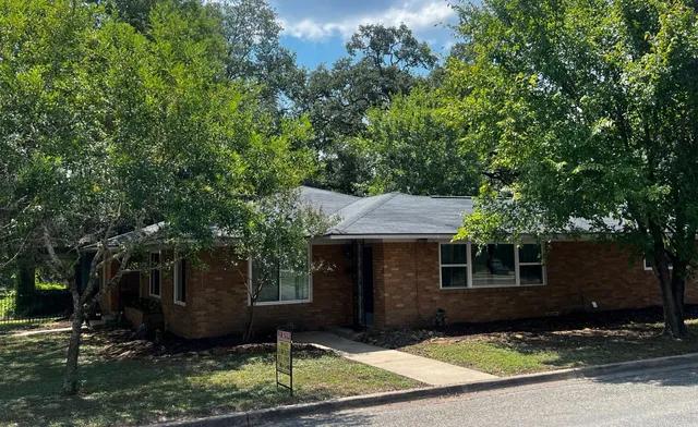 $329,000 | 355 North Monroe Street, La Grange, TX 78945