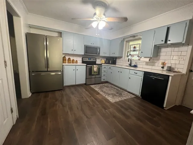 $329,000 | 355 North Monroe Street, La Grange, TX 78945