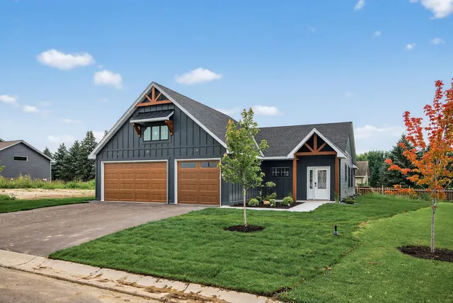 $499,900 | 9954 14th Circle Northeast, St. Michael, MN 55376