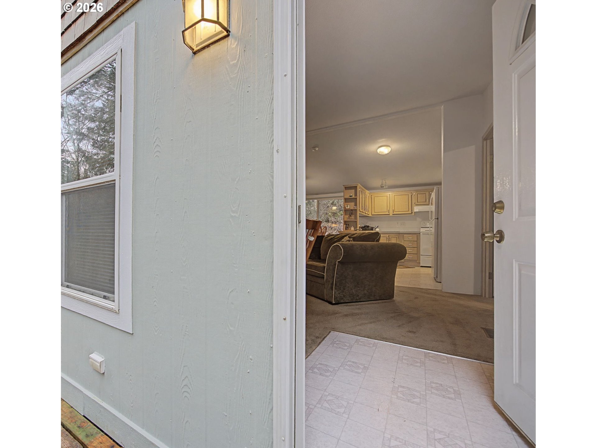 53164 East Sylvan Drive Sandy, OR 97055 - Photo 7 of 36 Entrance/Foyer