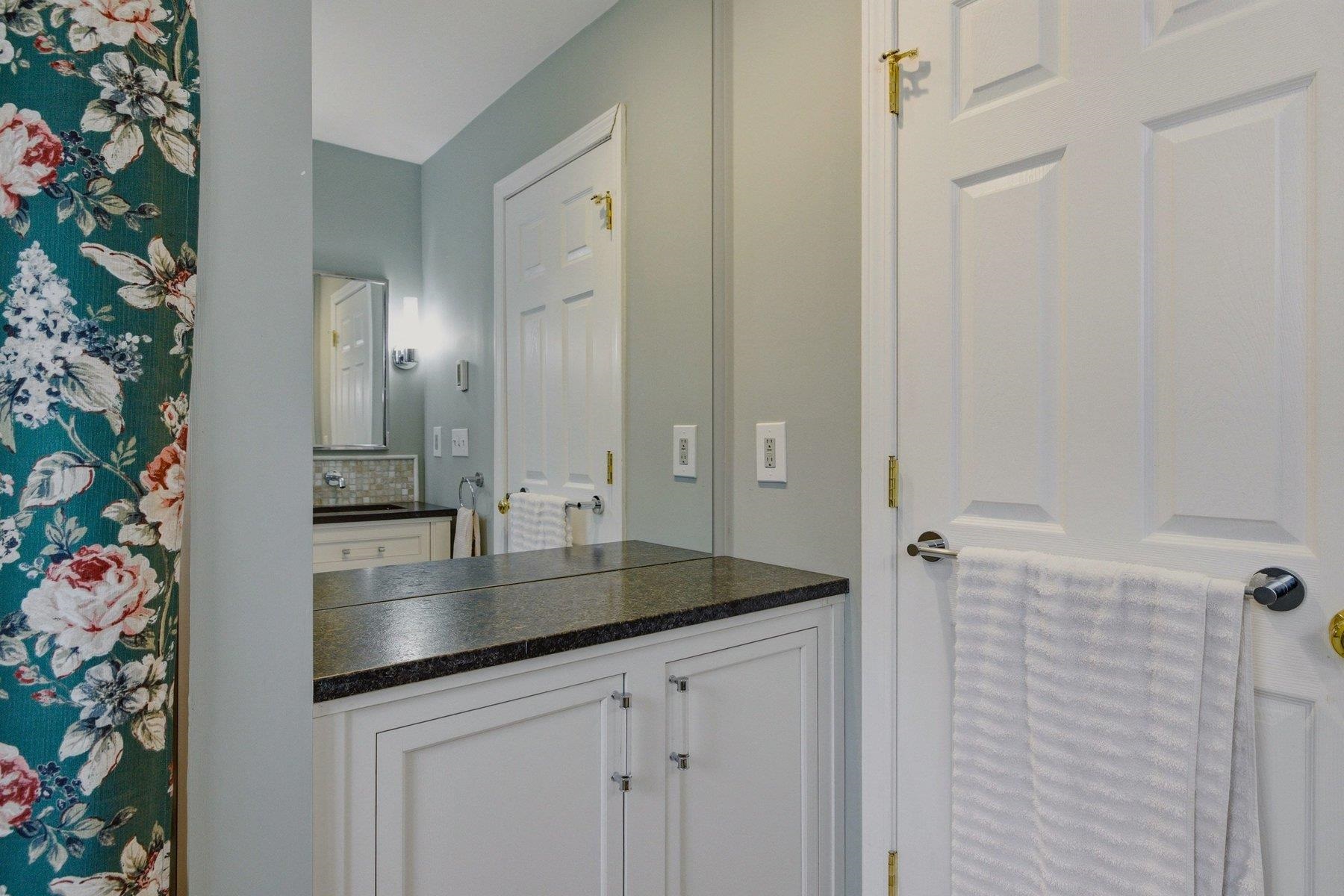 6 Stocklan Circle Dover, NH 03820 - Photo 30 of 41