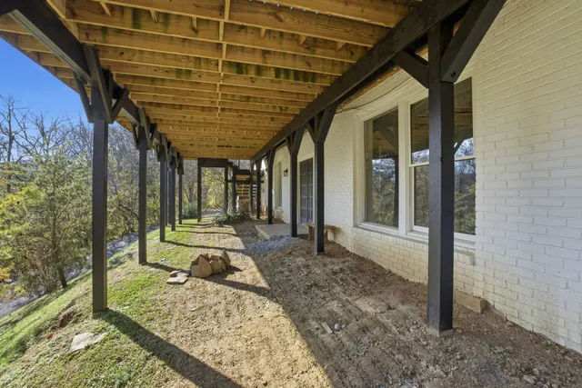 $1,399,000 | 5161 Granny White Pike, Nashville, TN 37220