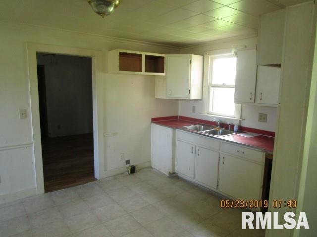 604 South Locust Street Delavan, IL 61734 - Photo 7 of 17 Gallery Image 7