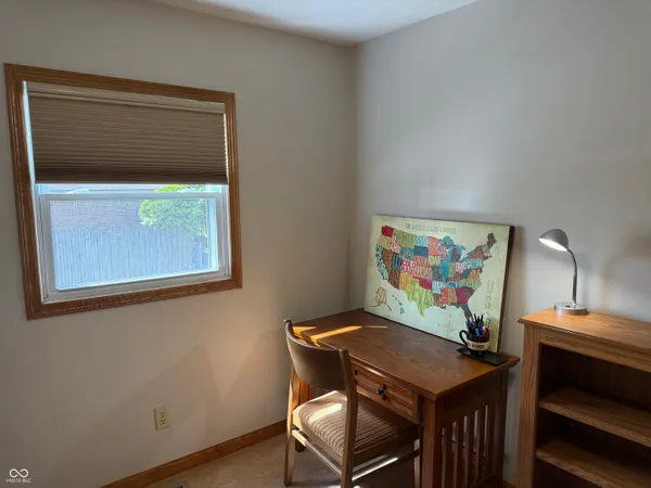 $289,000 | 1569 East Range Line Road, Greencastle, IN 46135