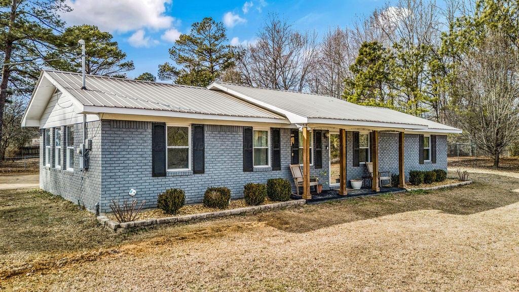2500 New Prospect Road Jasper, AL 35503 - Photo 3 of 31 Gallery Image 3