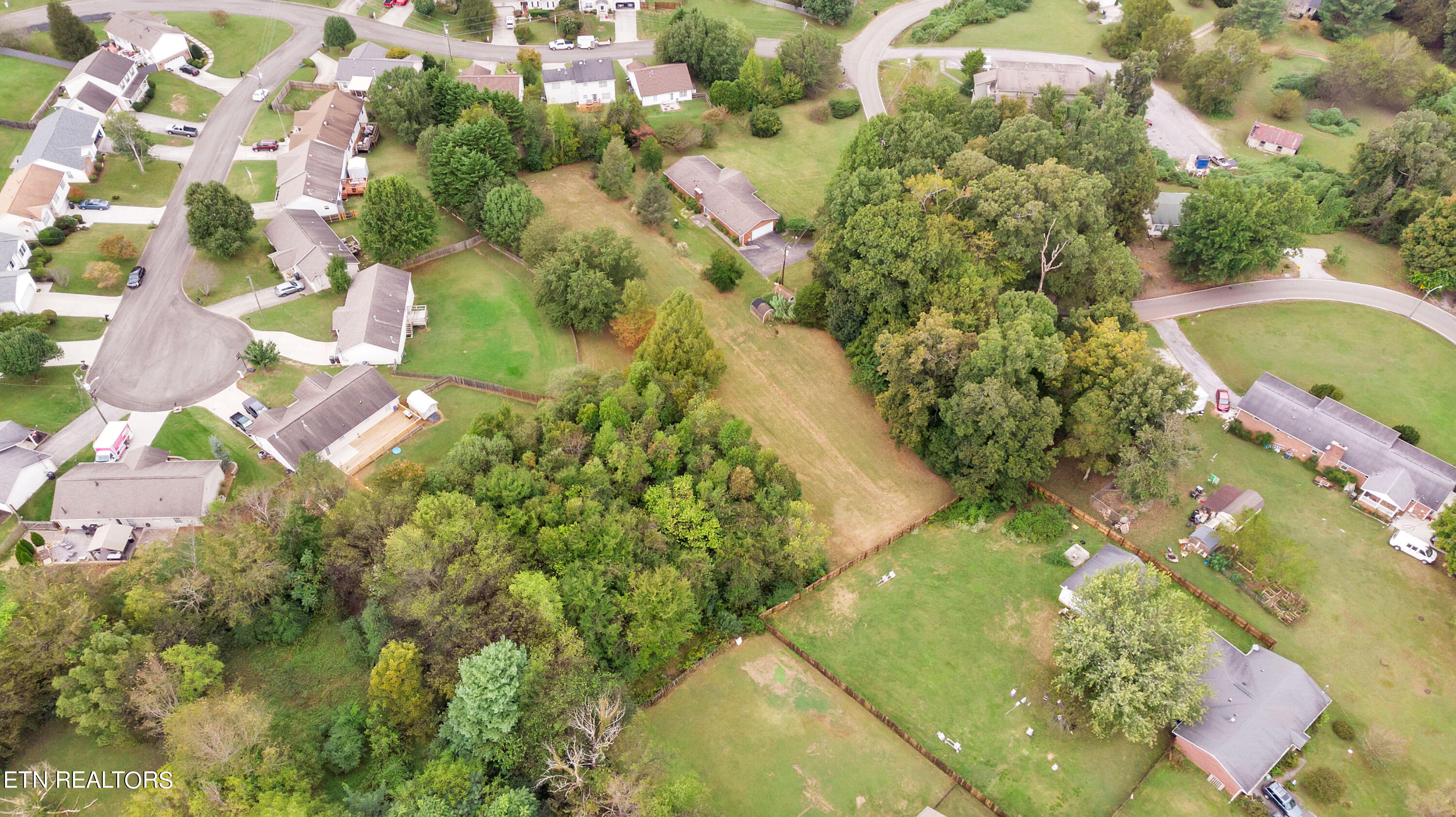 2077 Cecil Johnson Road Knoxville, TN 37921 - Photo 11 of 13 DJI_0320